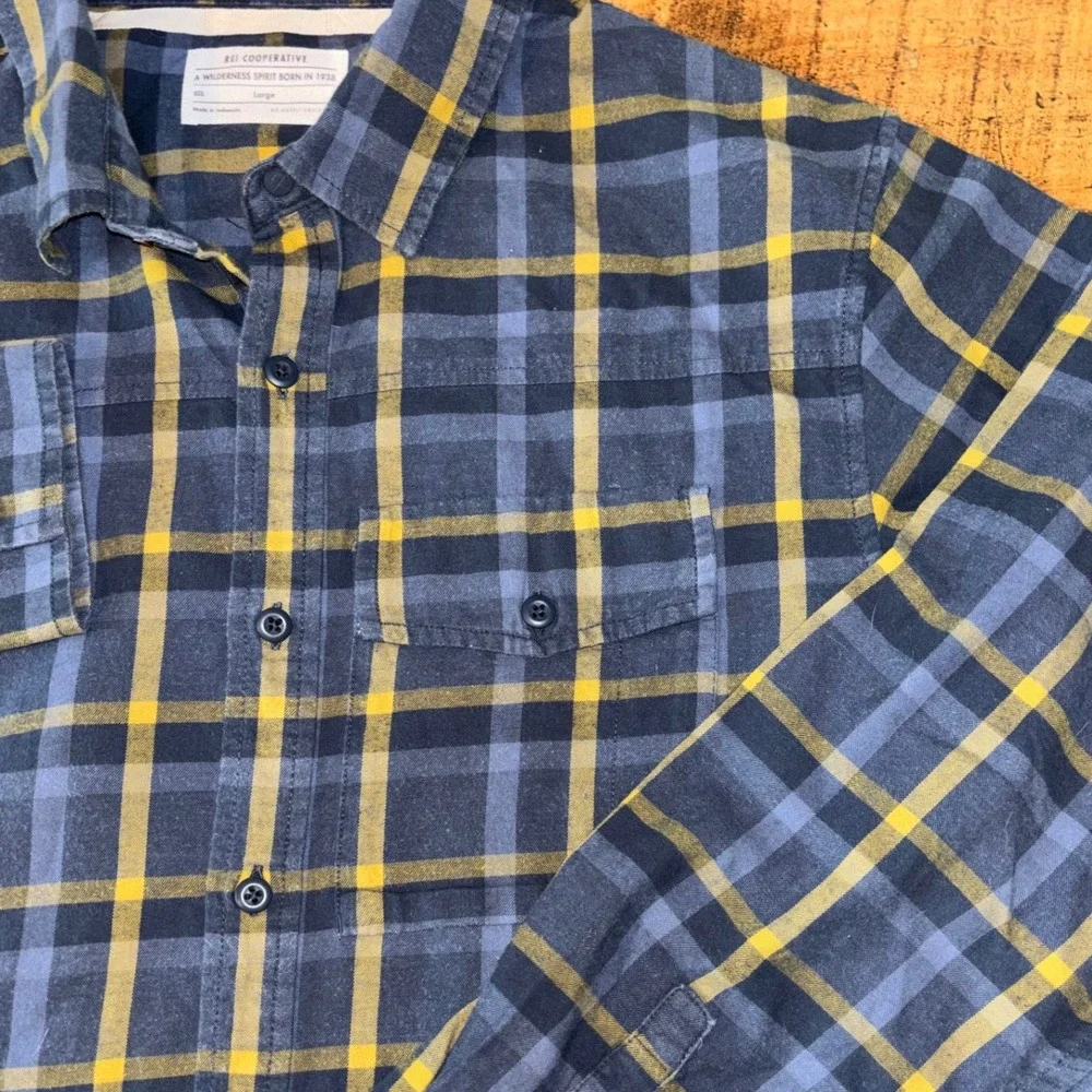 REI Co-Op Mens Blue Yellow Plaid Flannel Long Sleeve Button Down Shirt Large - Picture 4 of 7